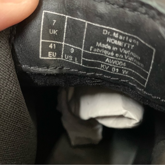 Dr. Martens ROMETTY WYOMING LEATHER PLATFORM CHELSEA BOOTS - Picture 16 of 16